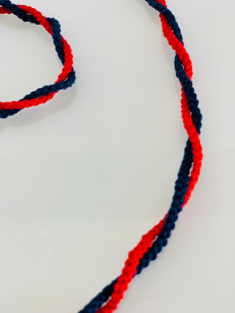 Halsschmuck und Armband aus 100% Baumwolle - ROT-DUNKELBLAU - Halskette – Bild 4