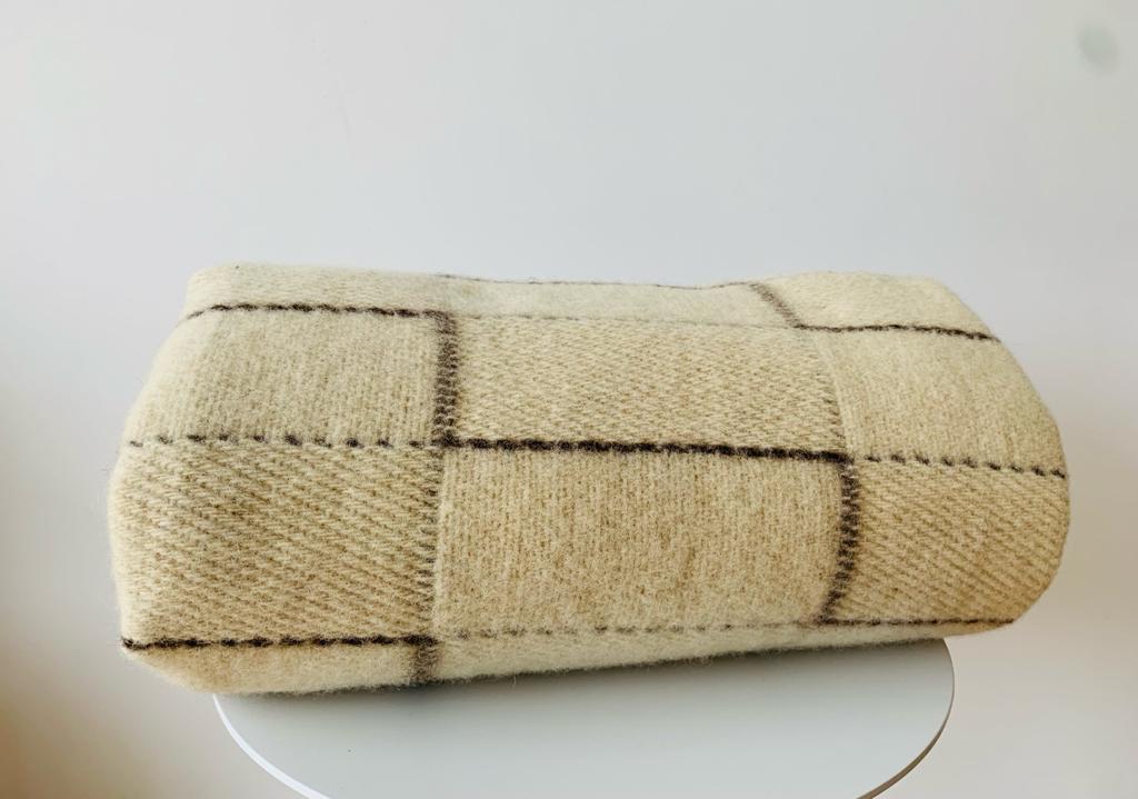 Tagesdecke, 100% Schafschurwolle, Beige, 180cmx150cm – Bild 11