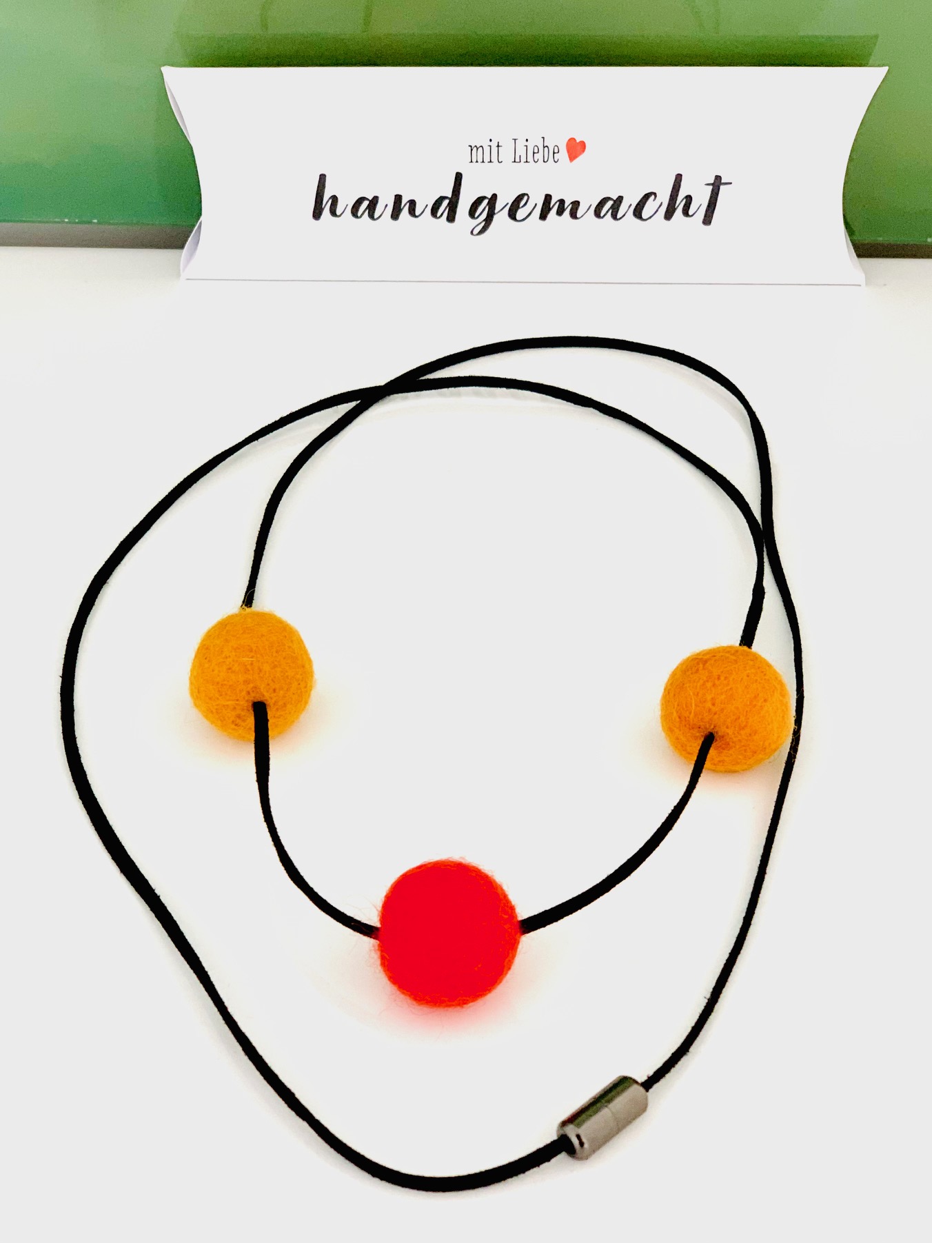 Halskette lang – orange-dunkelorange – Halsschmuck – 120 cm