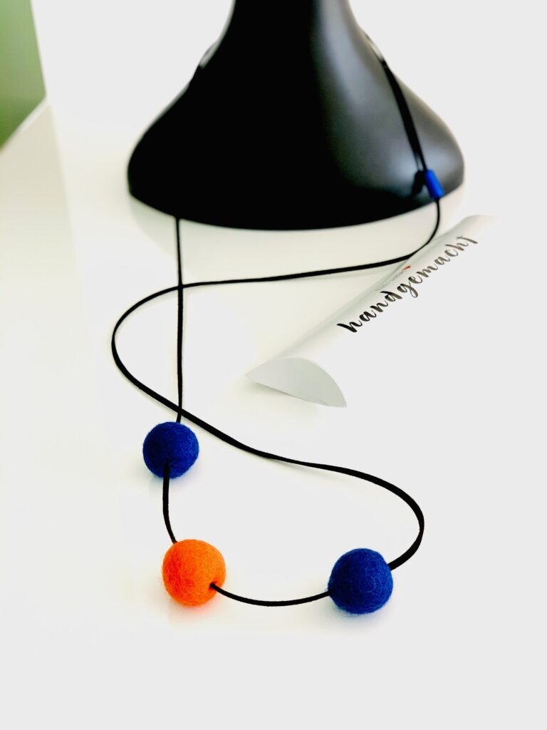Halskette lang - blau-orange - Halsschmuck - 120 cm