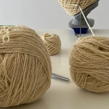 STRICKWOLLE – 100% Schurwolle 1000 Gramm – NEU