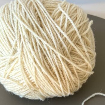STRICKWOLLE - 100% Schurwolle 1000 Gramm - NEU - hellbeige - gewaschen