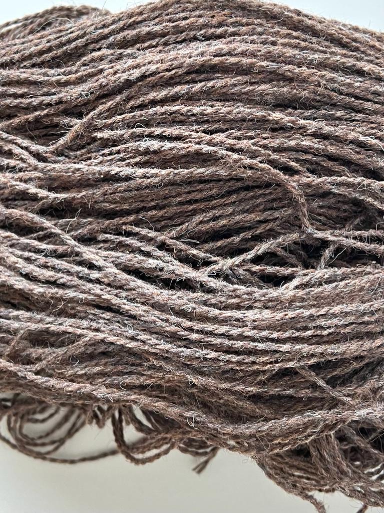 Schurwolle 2ply, mittel-braun, unbehandelt, 195g