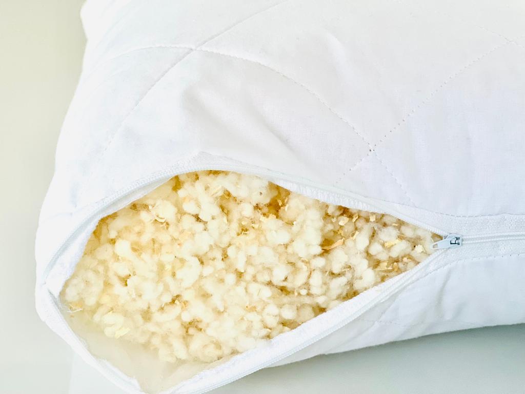 Kopfkissen 40x60 cm, 100% Baumwolle, Füllung: Schurwolle & Zirbenspäne