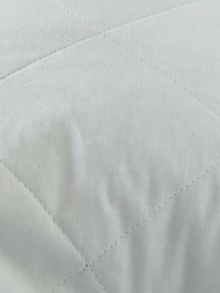 Kopfkissen 40x60 cm, 100% Baumwolle, Füllung: Schurwolle & Zirbenspäne – Bild 7