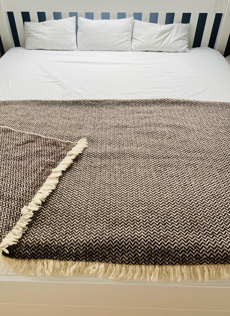 XXL Merino Tagesdecke, 100% Schafschurwolle, 230cmx200cm